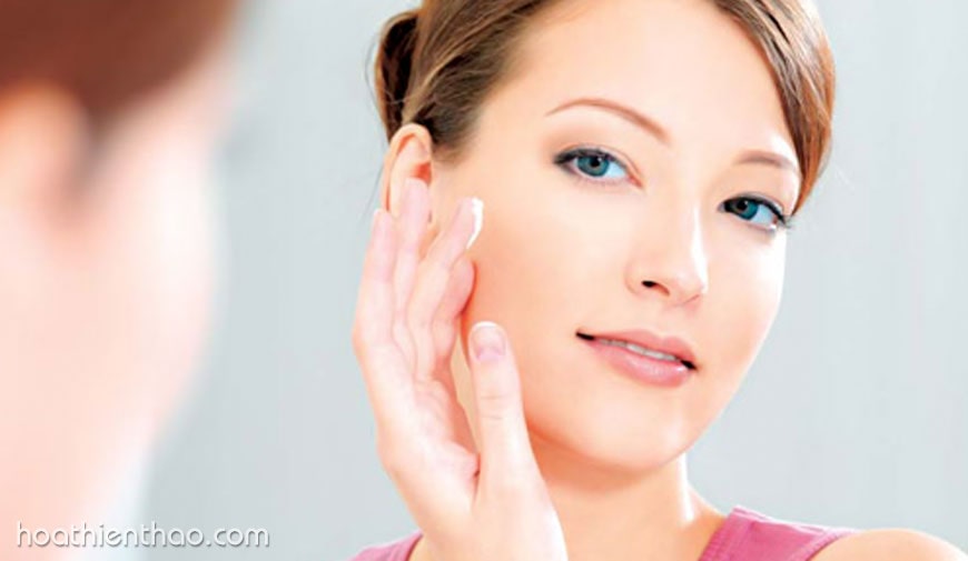 Kem trị sẹo giúp tái tạo lại các mô của da